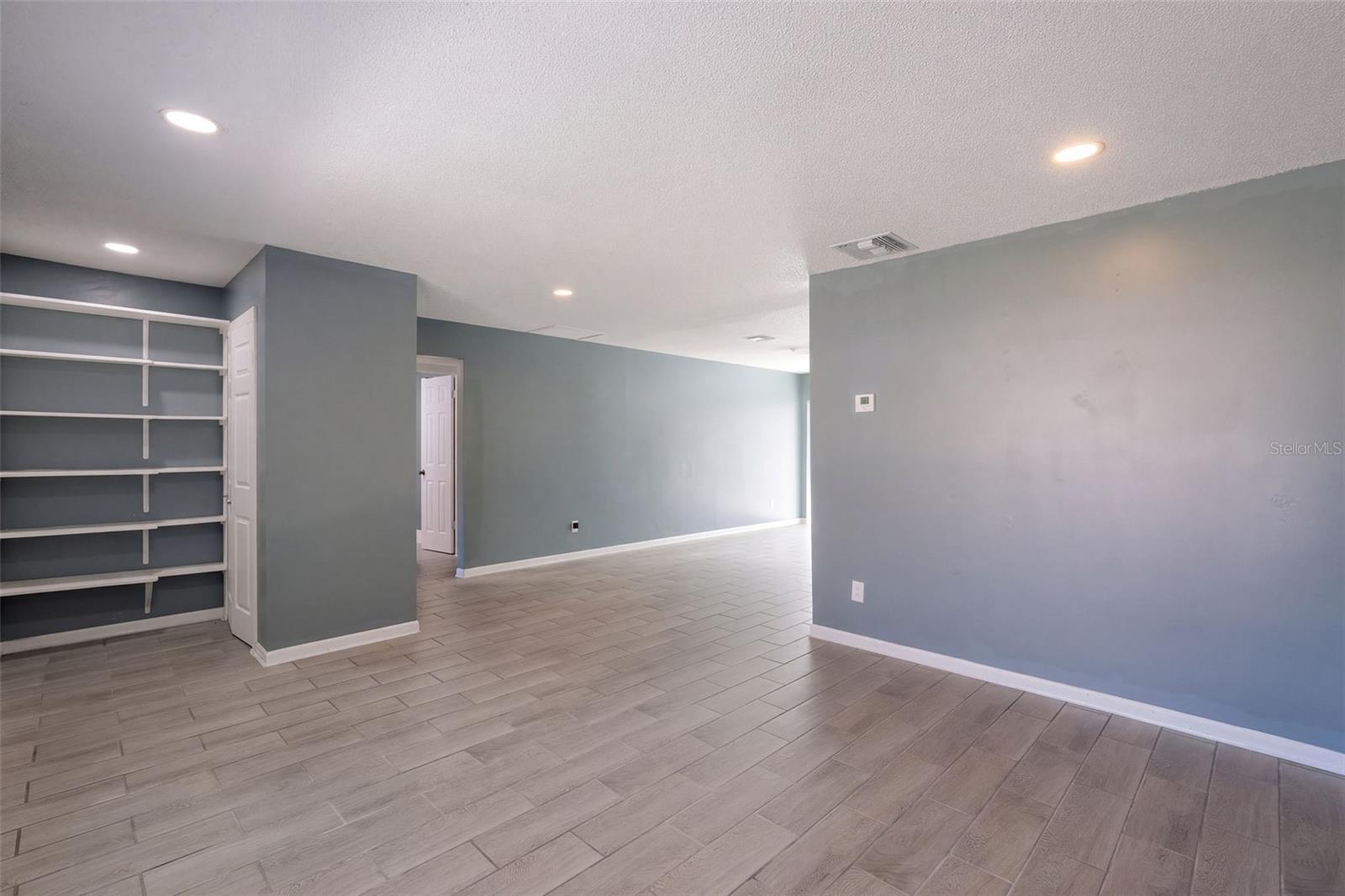 5423 BROOKSWOOD WAY, #801, Orlando, FL 32808