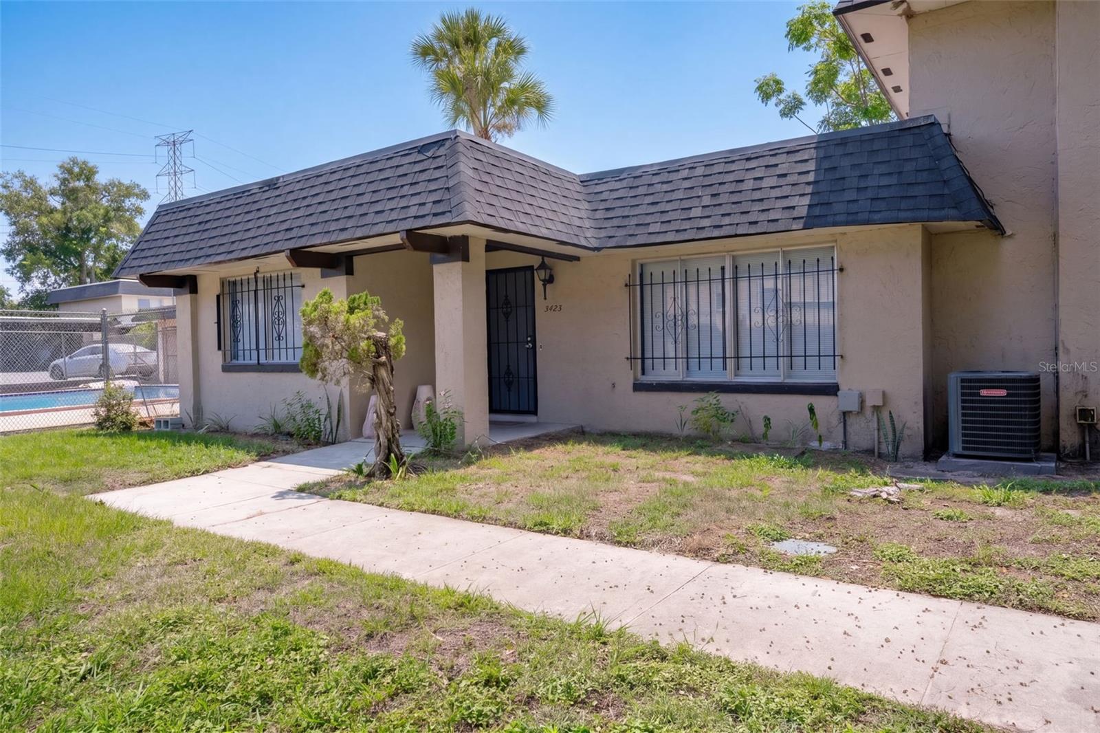 5423 BROOKSWOOD WAY, #801, Orlando, FL 32808 5423 BROOKSWOOD WAY, #801, Orlando, FL 32808