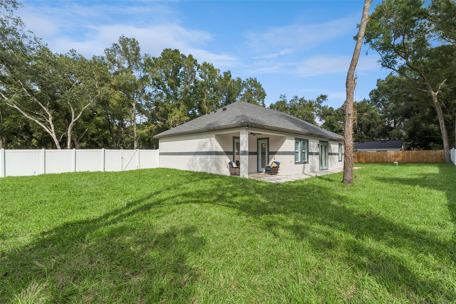 1110 DUNBRIDGE STREET, Apopka, FL 32703
