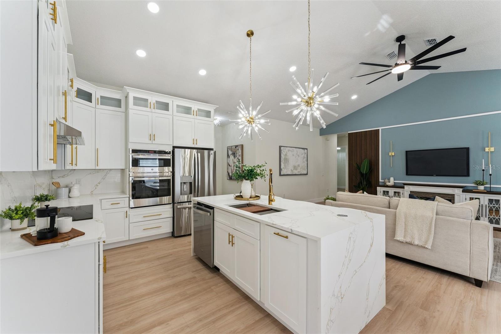 1110 DUNBRIDGE STREET, Apopka, FL 32703