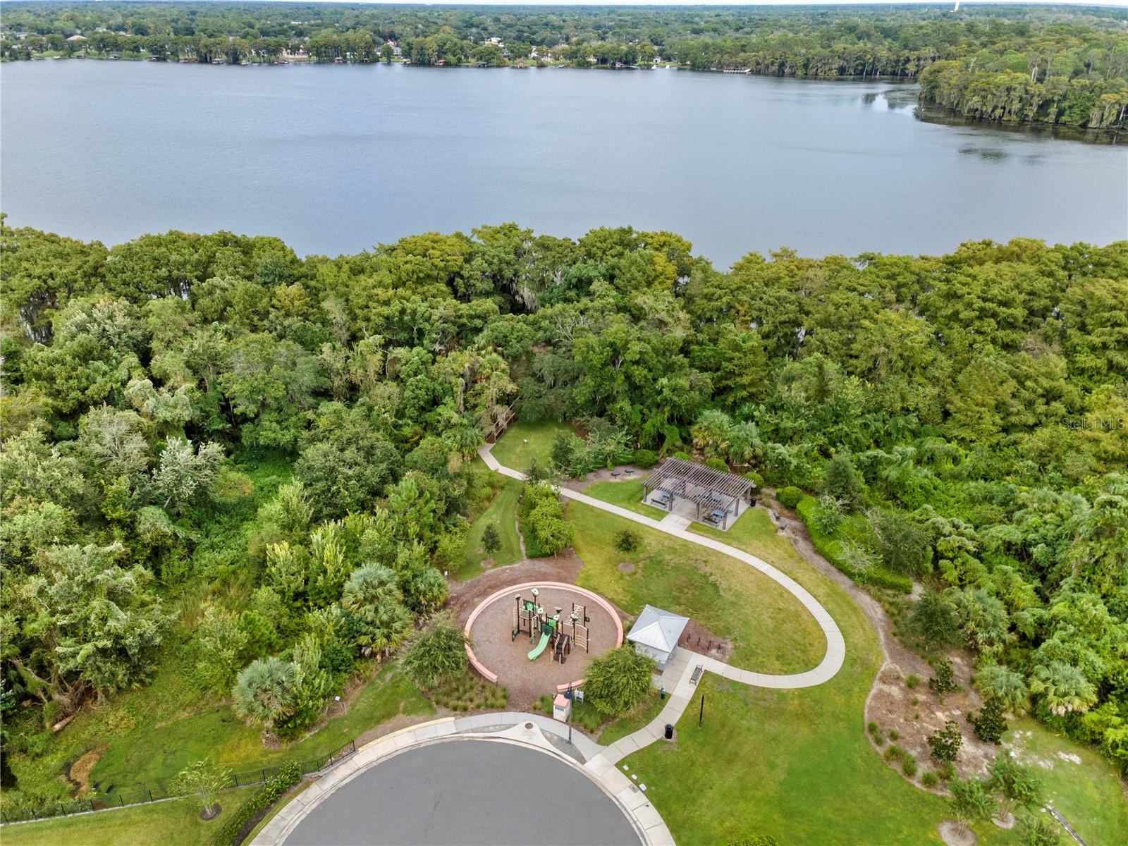 2052 WOOD THRUSH LANE, Winter Park, FL 32792