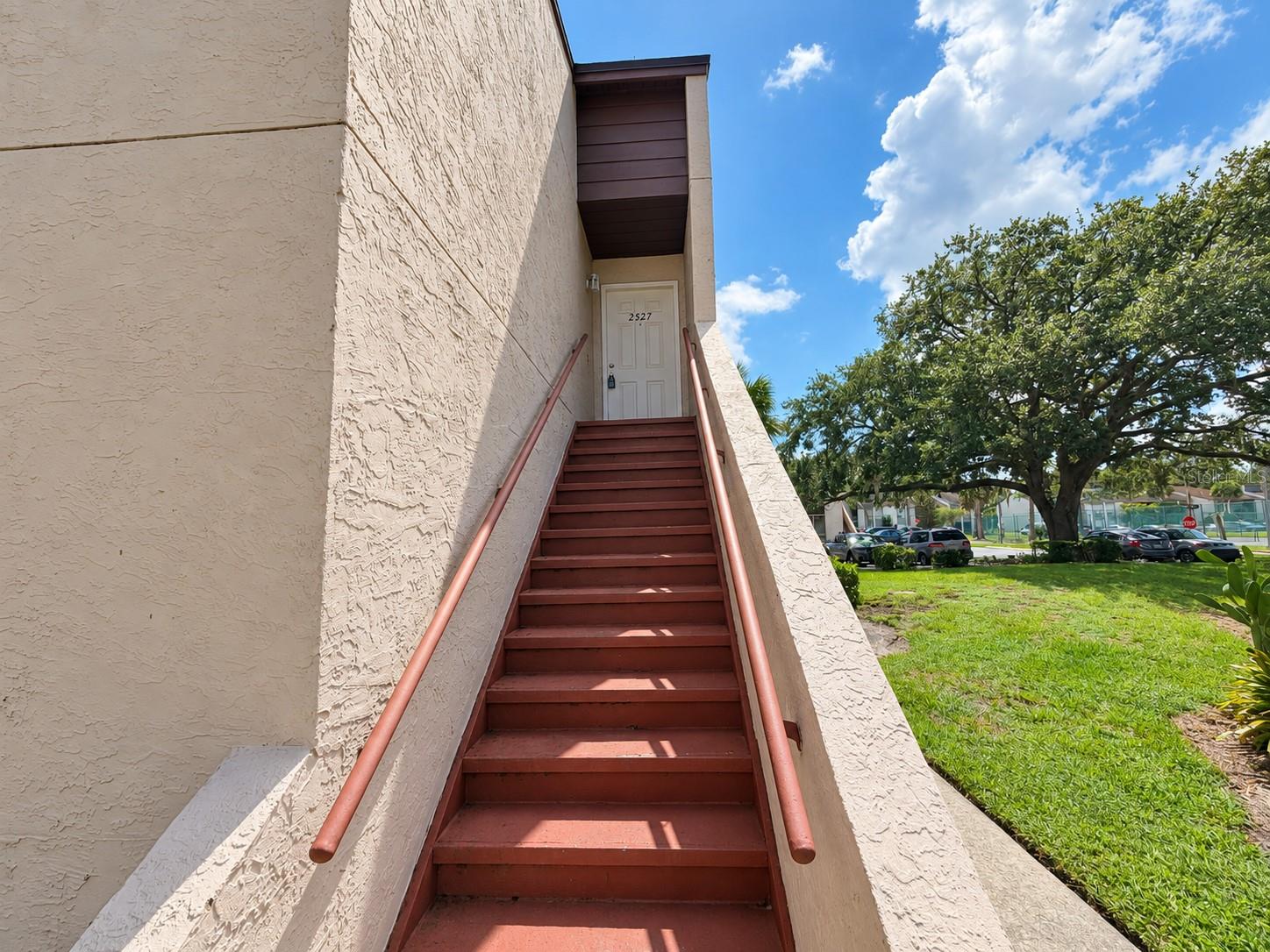 WELCOME to 2527 Citrus Club Lane!
