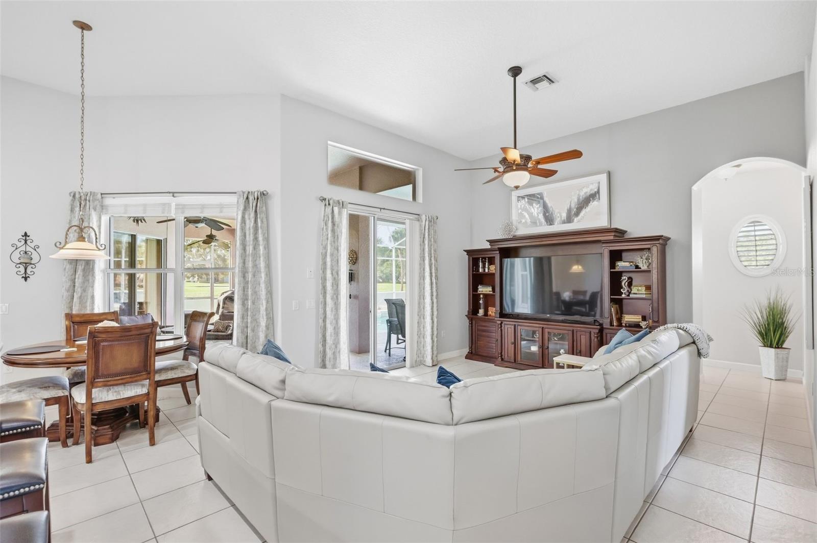 2200 TOURNAMENT COURT, Kissimmee, FL 34746