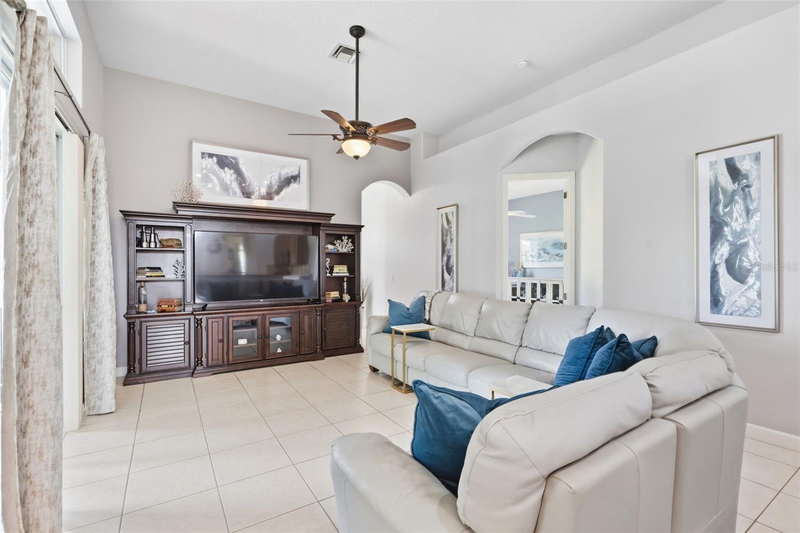 2200 TOURNAMENT COURT, Kissimmee, FL 34746