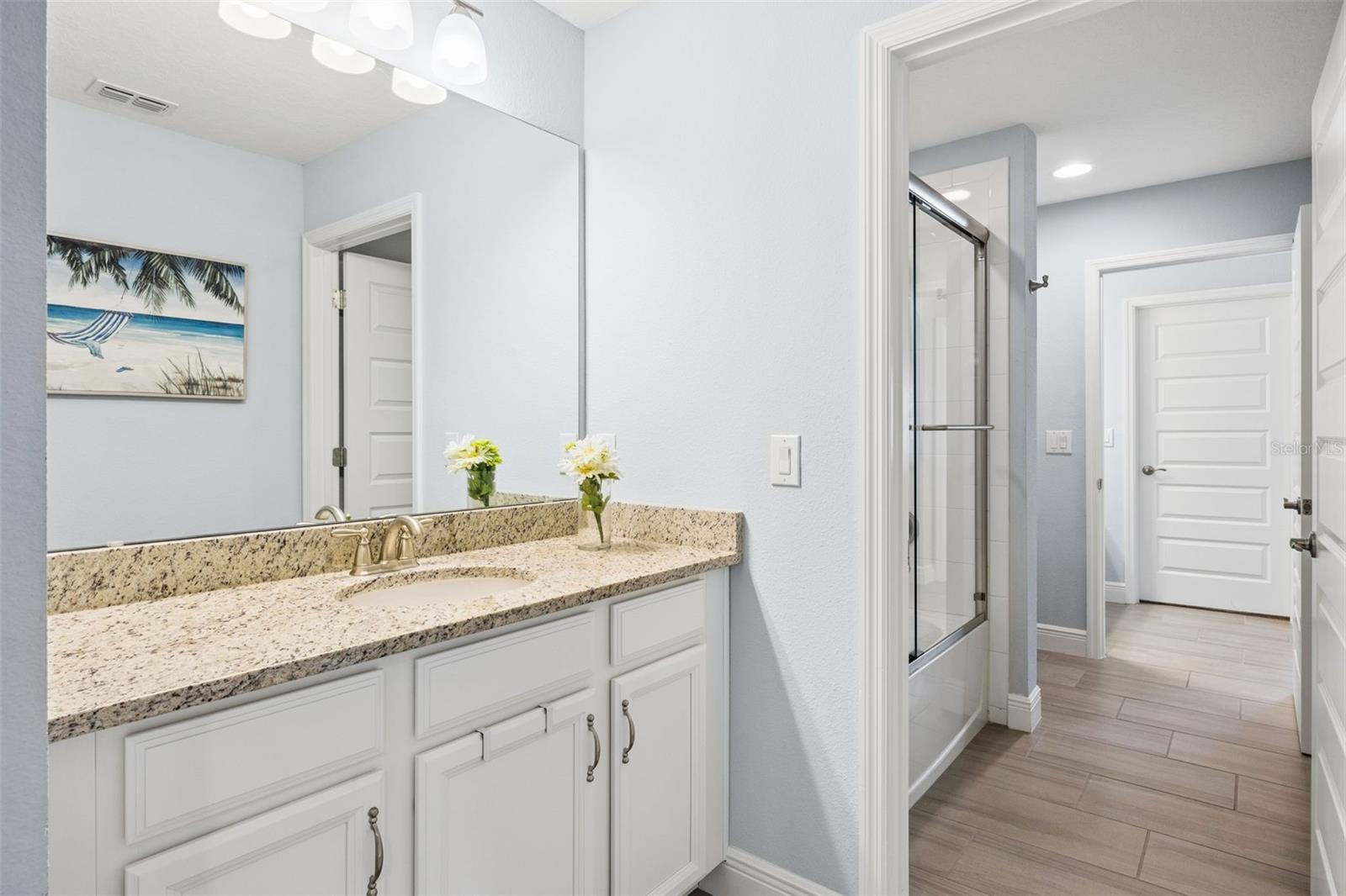 Other Access to Jack and Jill Bath