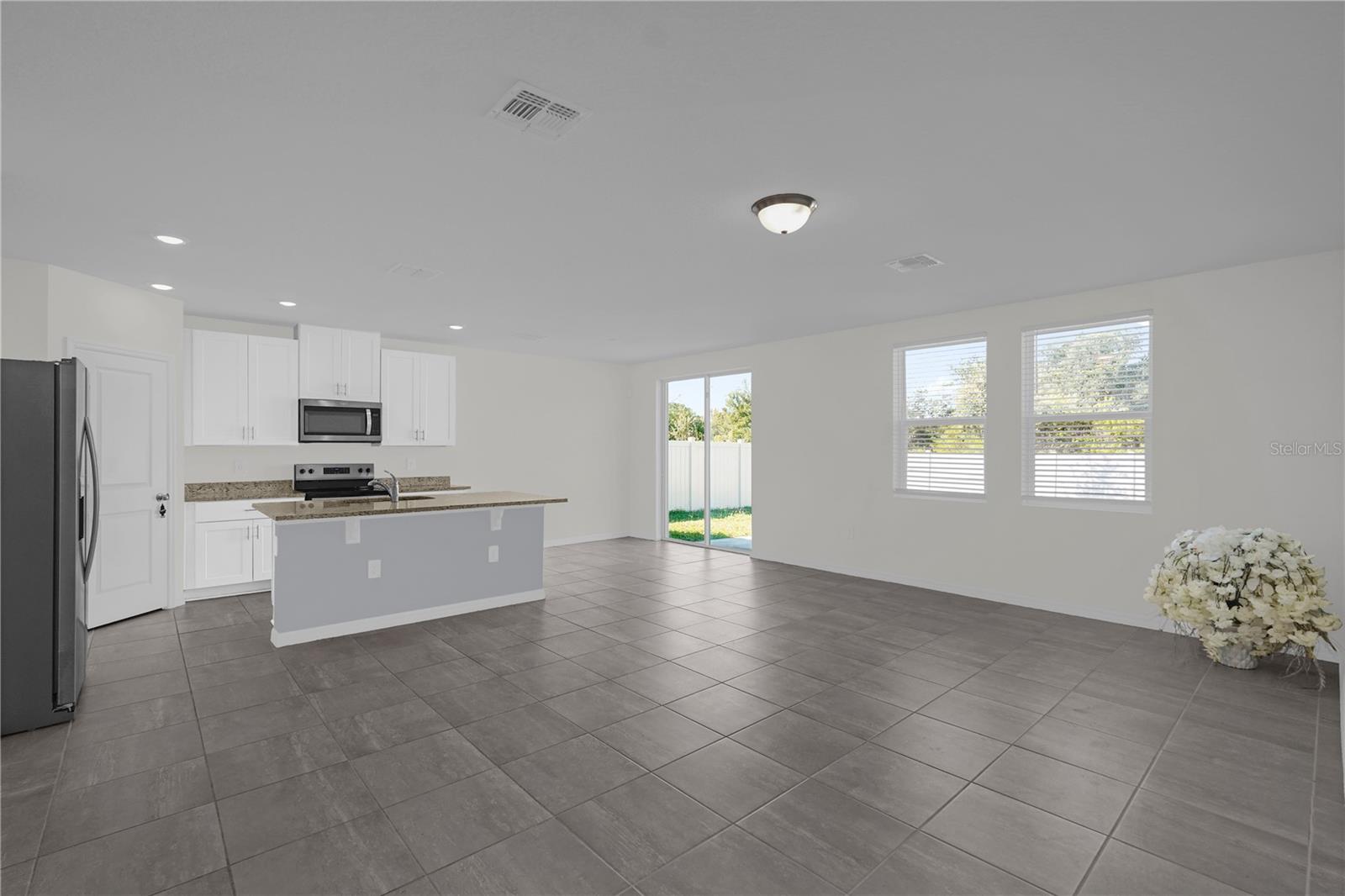 1329 OAK VALLEY DRIVE, Auburndale, FL 33823 1329 OAK VALLEY DRIVE, Auburndale, FL 33823