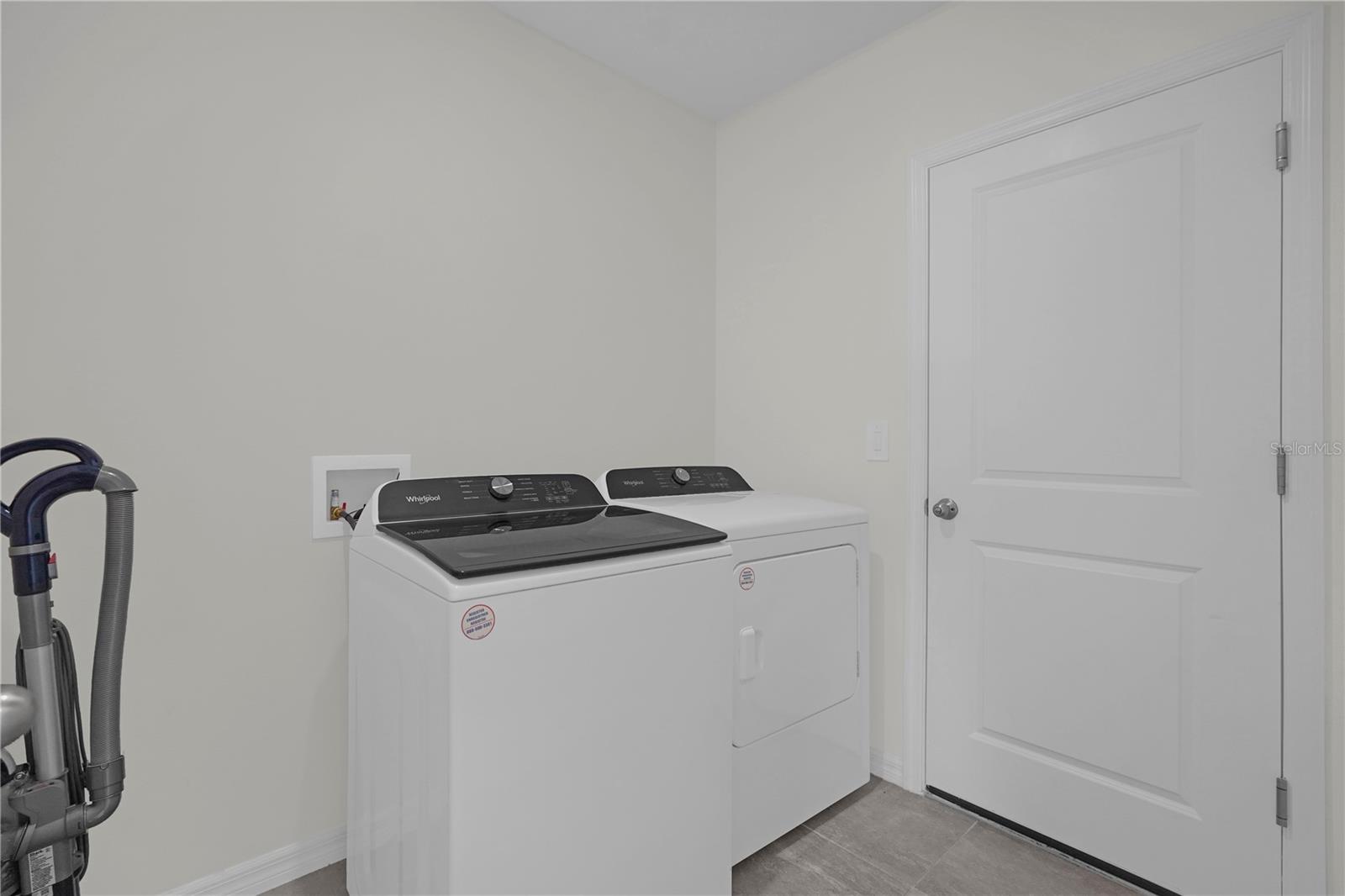 1329 OAK VALLEY DRIVE, Auburndale, FL 33823