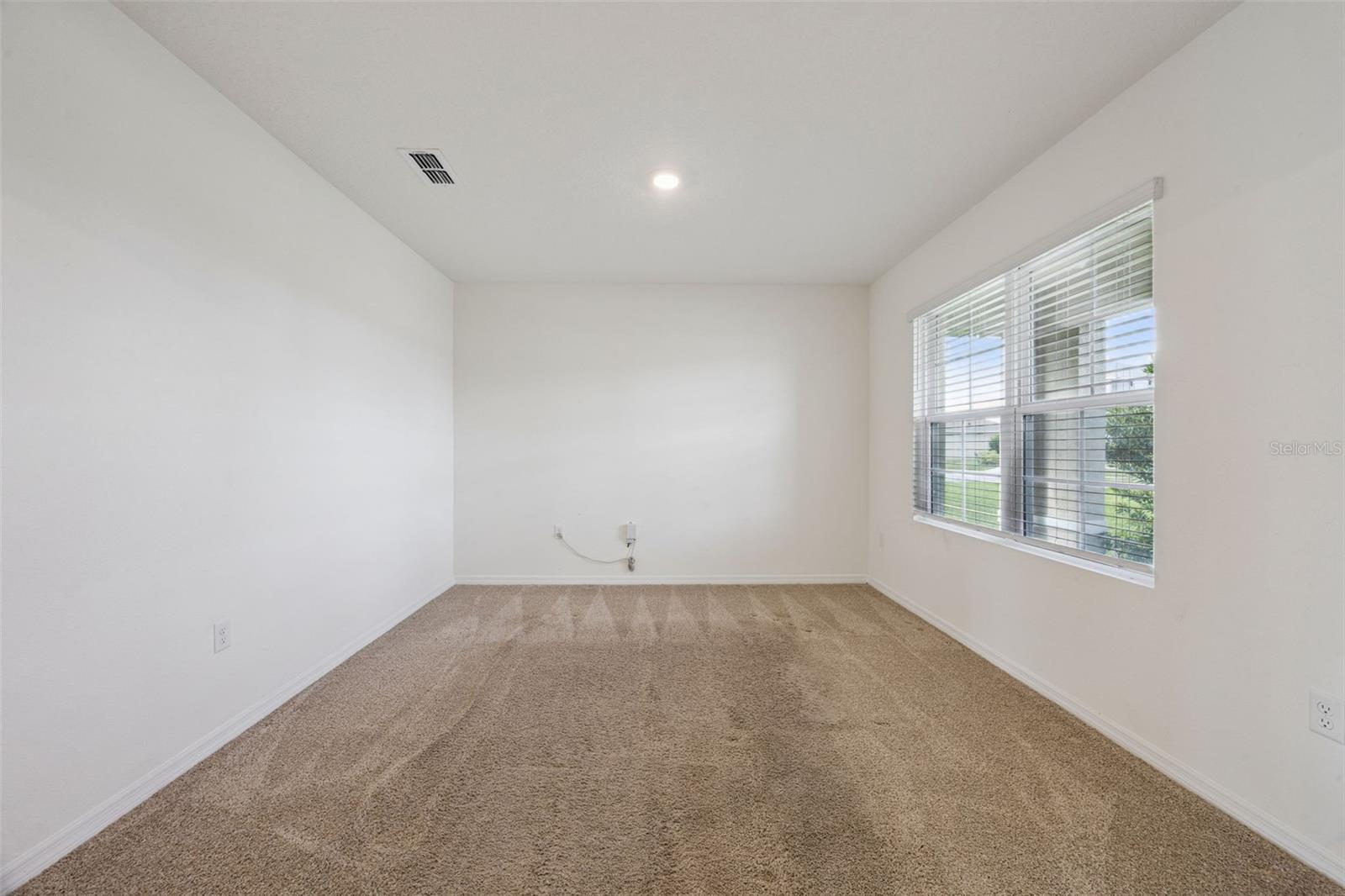 1104 FOX PATH, Davenport, FL 33837