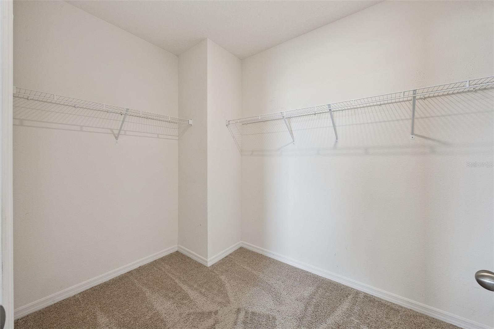 1104 FOX PATH, Davenport, FL 33837