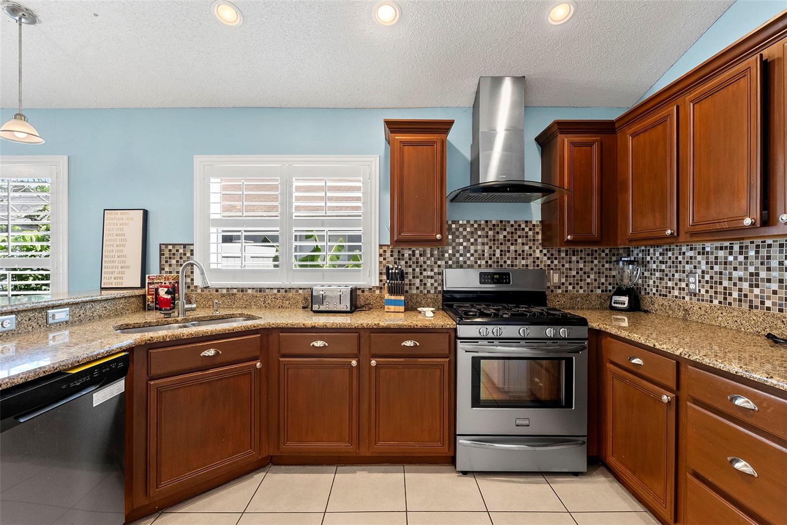 1541 INDIAN OAKS TRAIL, Kissimmee, FL 34747