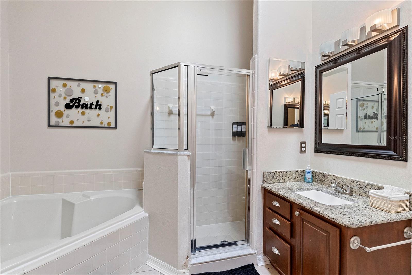 1541 INDIAN OAKS TRAIL, Kissimmee, FL 34747