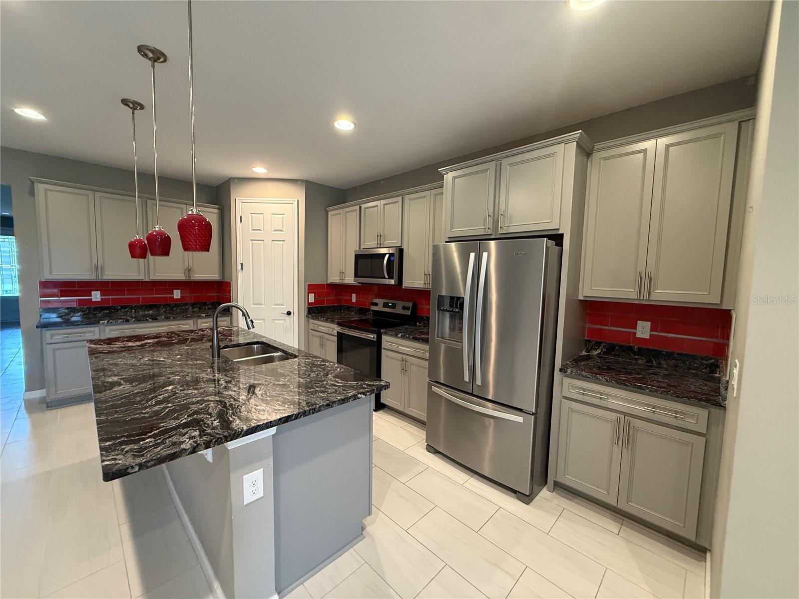 922 SUFFOLK PLACE, Davenport, FL 33896