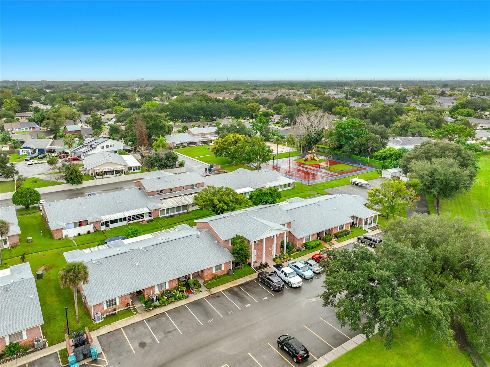 Aerial view of Candlewyck East and the surrounding Orlando area.