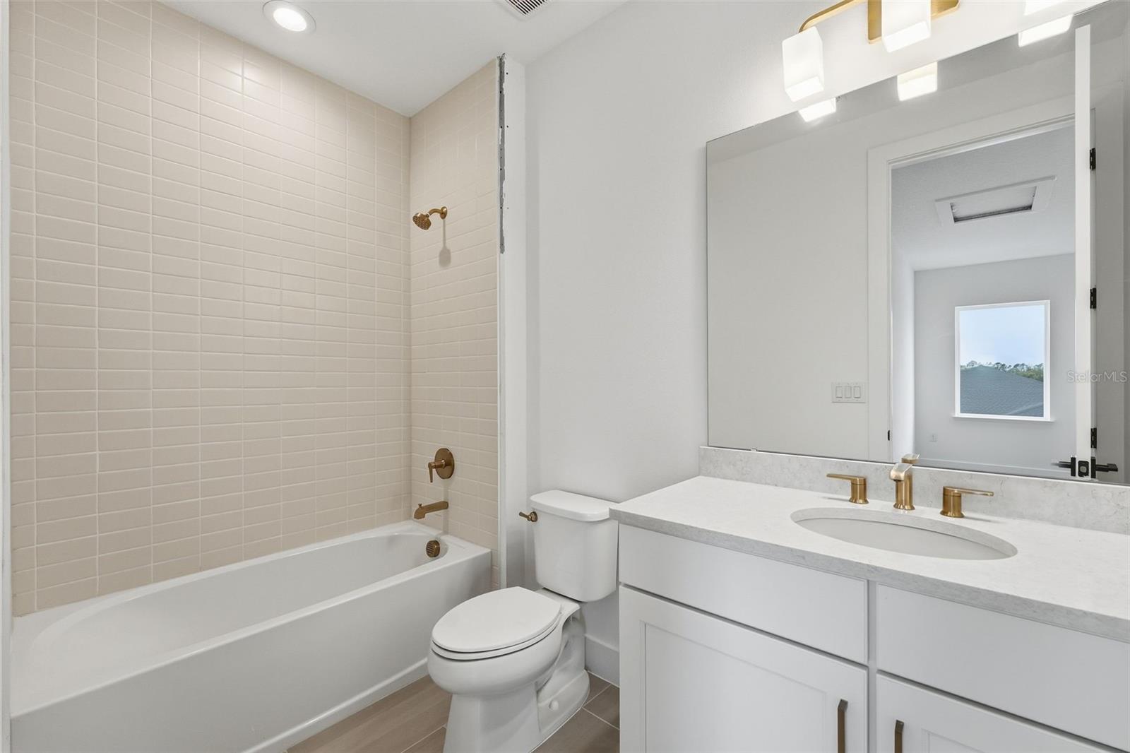 Full bathroom on second floor