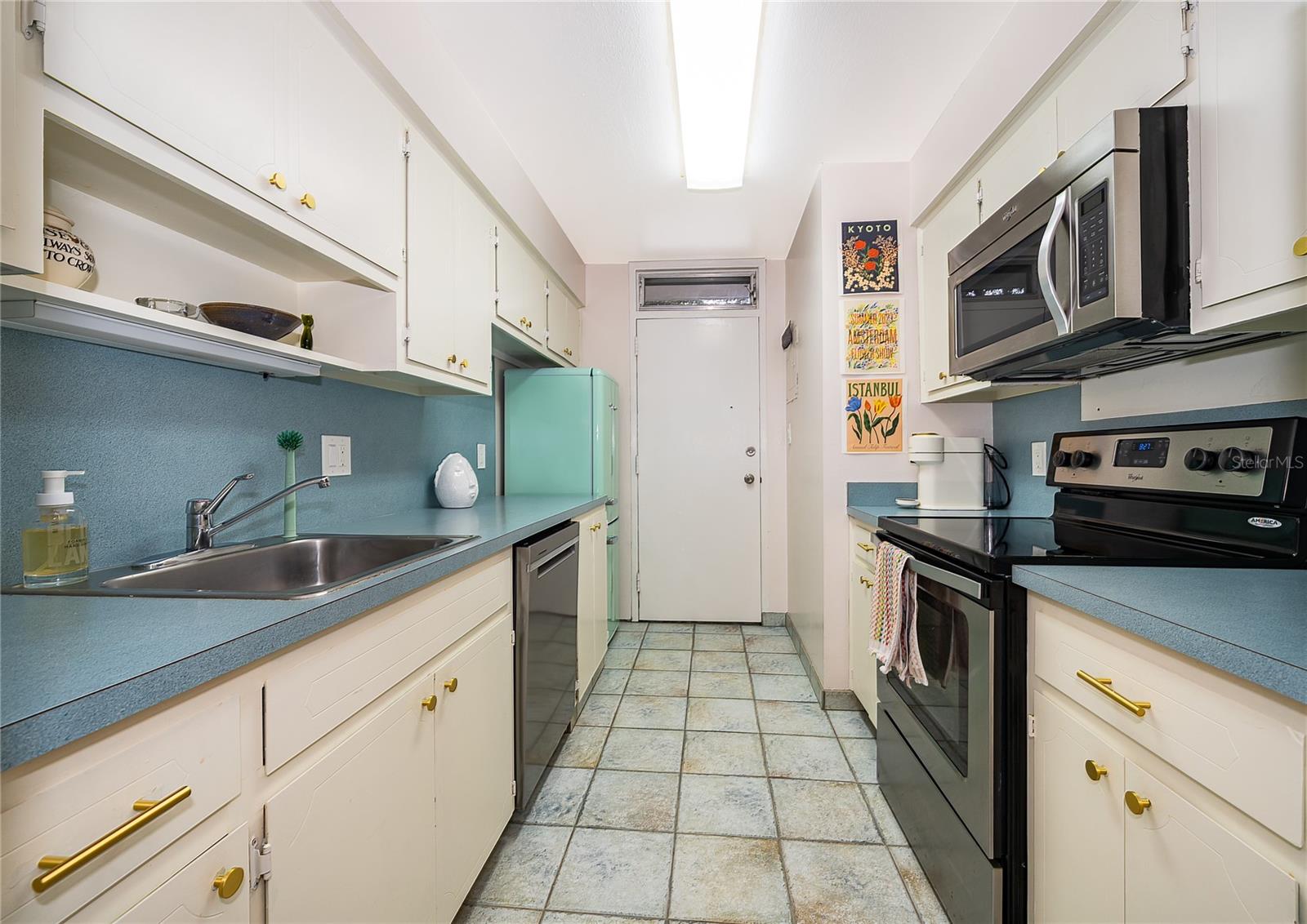 700 MELROSE AVENUE, #M23, Winter Park, FL 32789