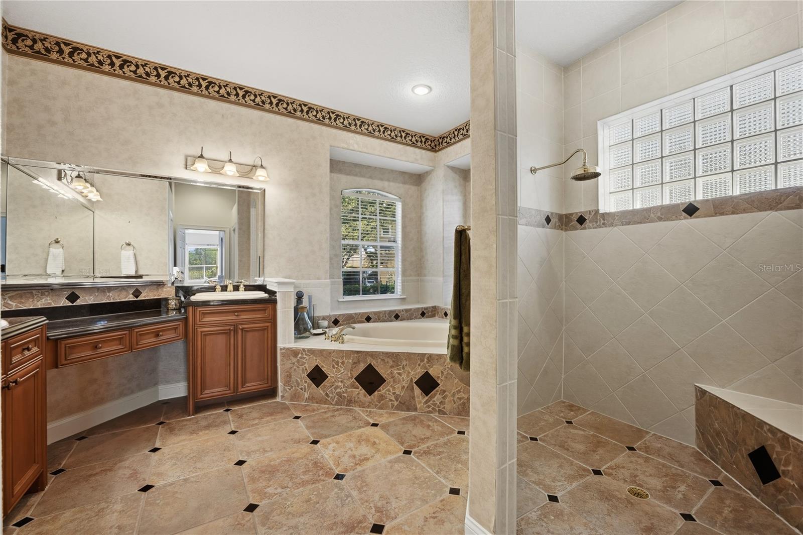 2009 WESTOVER RESERVE BOULEVARD, Windermere, FL 34786