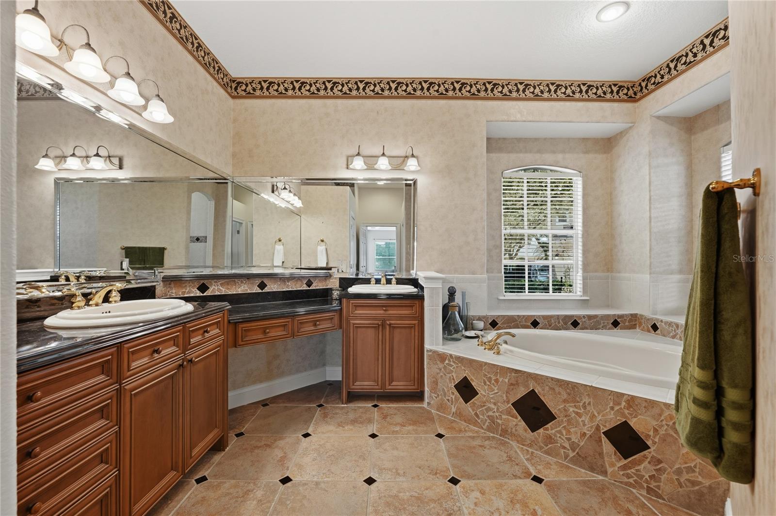 2009 WESTOVER RESERVE BOULEVARD, Windermere, FL 34786