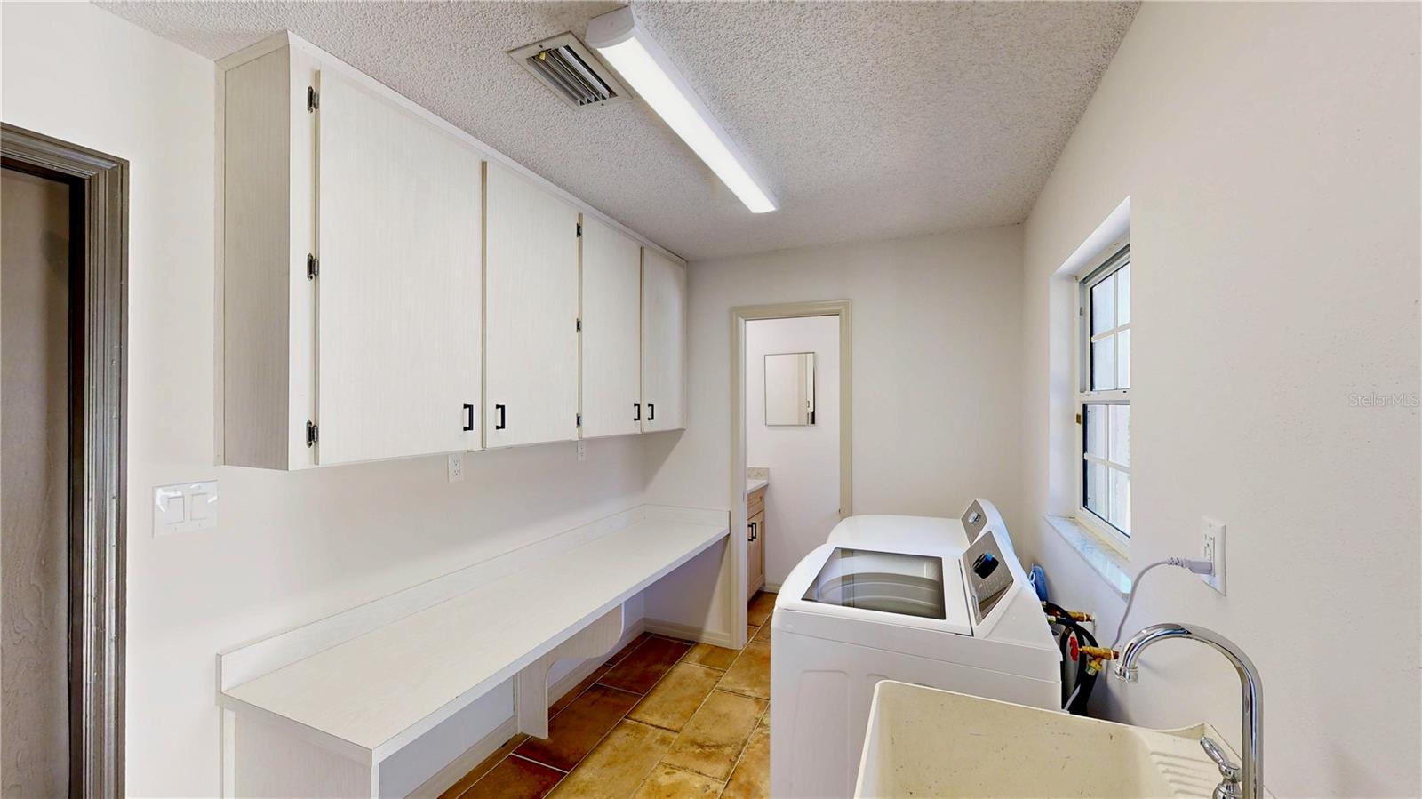 9601 AMBLESIDE DRIVE, Windermere, FL 34786