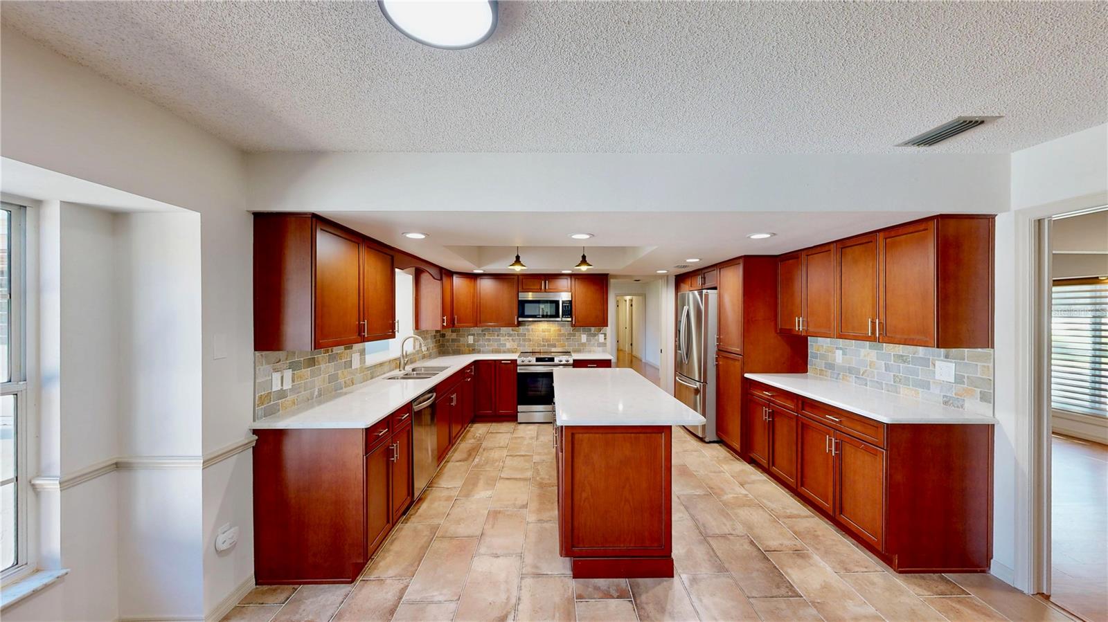 9601 AMBLESIDE DRIVE, Windermere, FL 34786