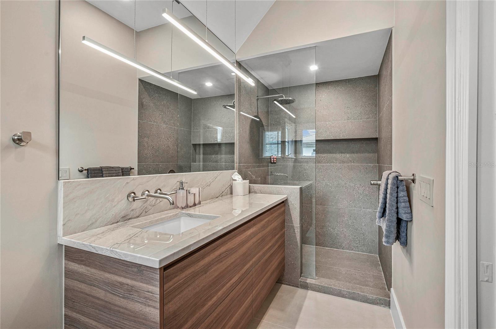 1200 VIA SALERNO, Winter Park, FL 32789