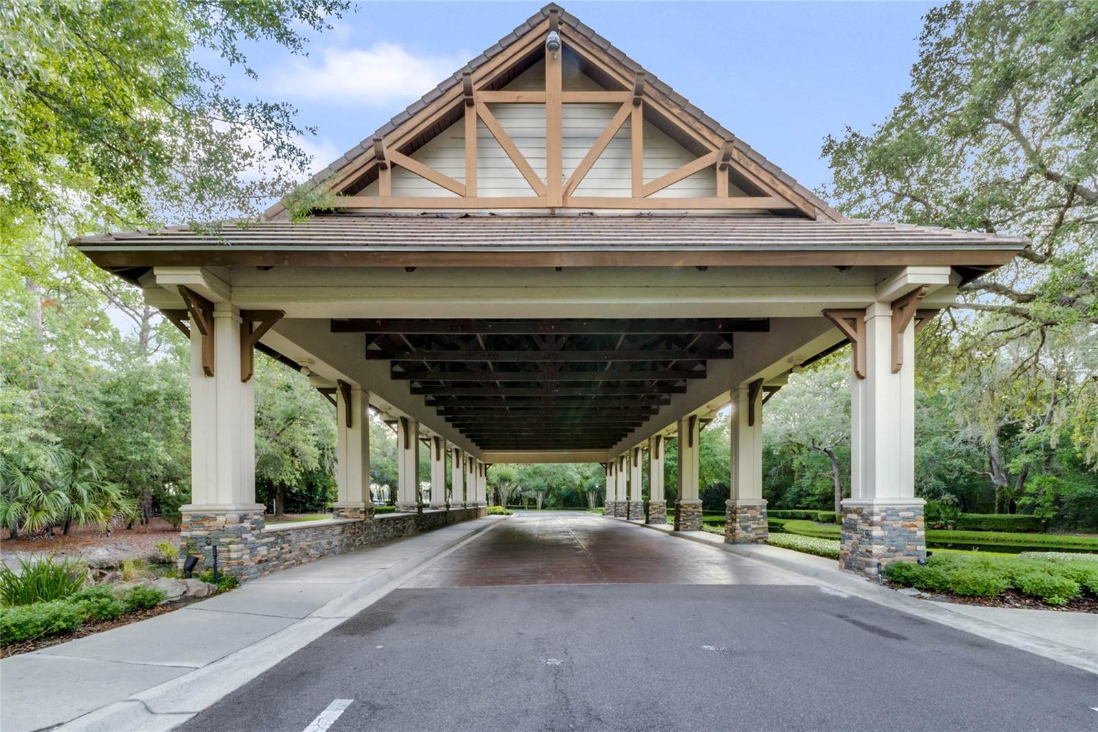 25484 HAWKS RUN LANE, Sorrento, FL 32776