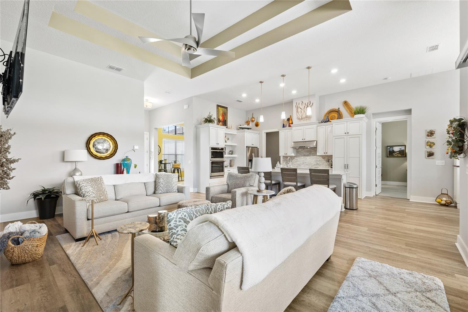 25484 HAWKS RUN LANE, Sorrento, FL 32776