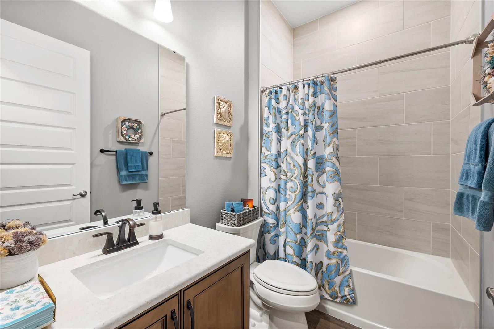 25484 HAWKS RUN LANE, Sorrento, FL 32776