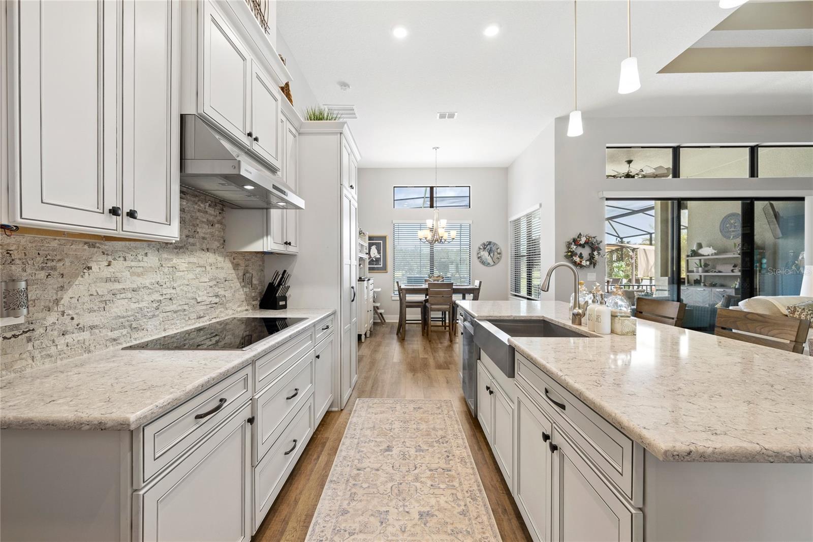 25484 HAWKS RUN LANE, Sorrento, FL 32776