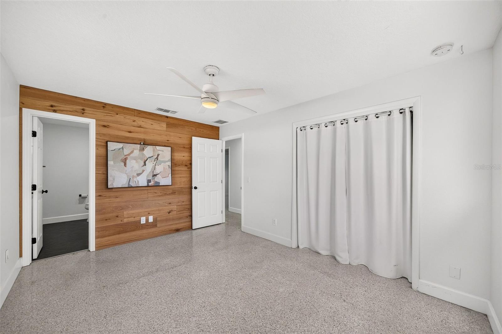 Primary bedroom with en-suite