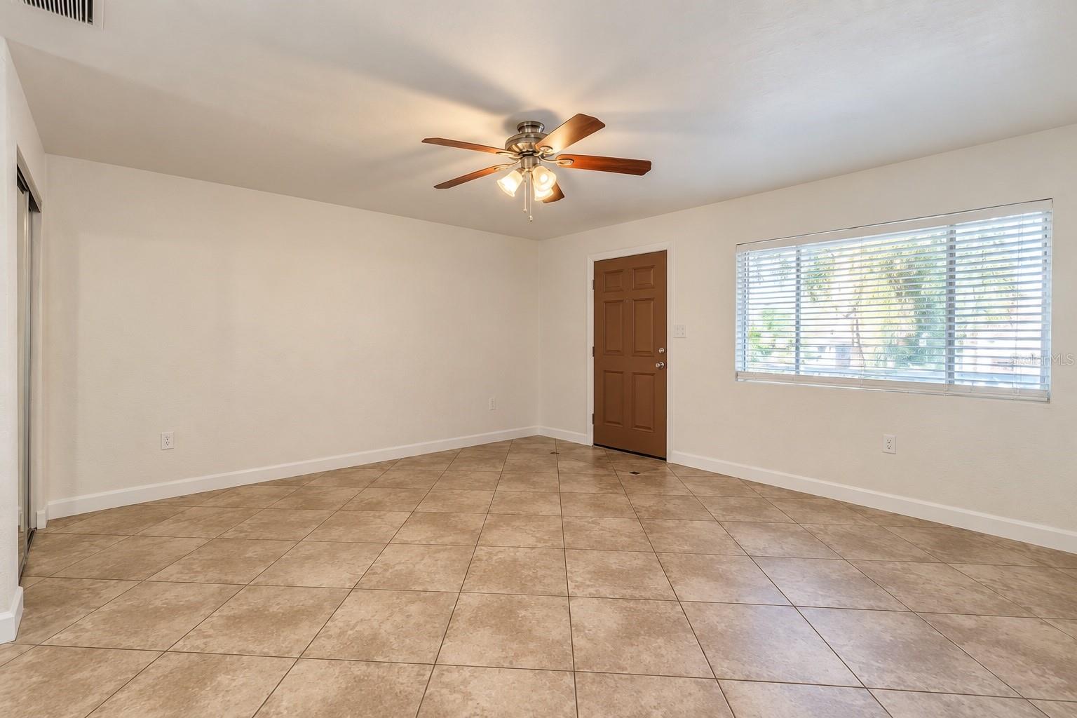 102 S PENINSULA DRIVE, #100, Daytona Beach, FL 32118
