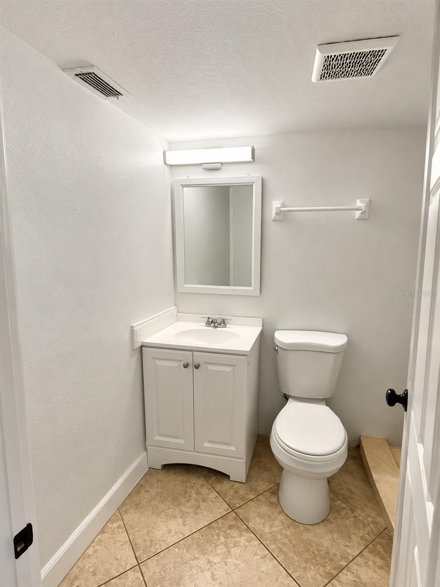 102 S PENINSULA DRIVE, #100, Daytona Beach, FL 32118