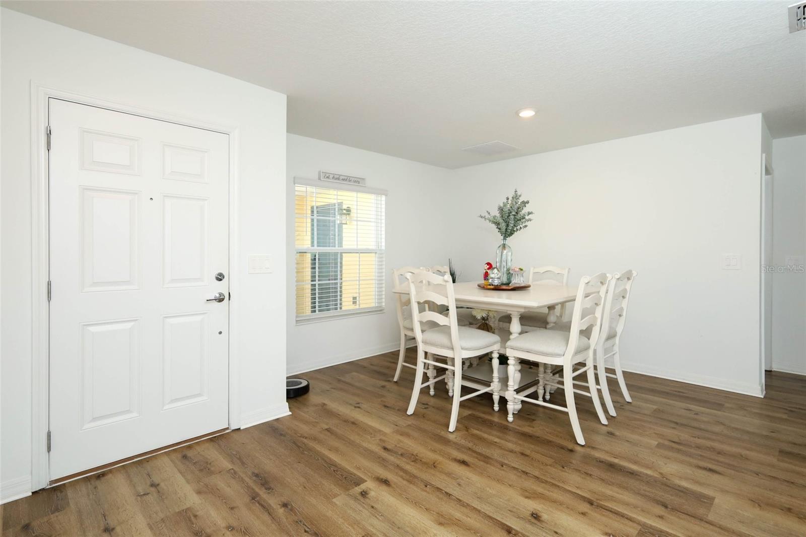 5325 RED CORAL CIRCLE, Mount Dora, FL 32757 5325 RED CORAL CIRCLE, Mount Dora, FL 32757
