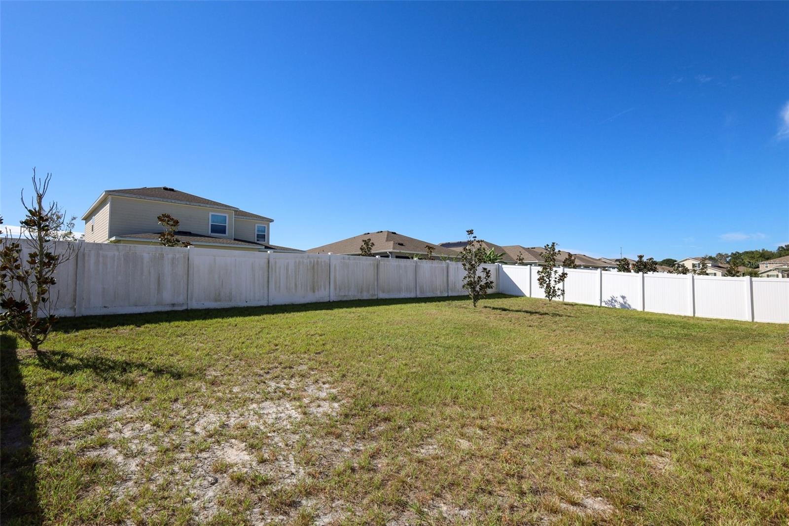 5325 RED CORAL CIRCLE, Mount Dora, FL 32757