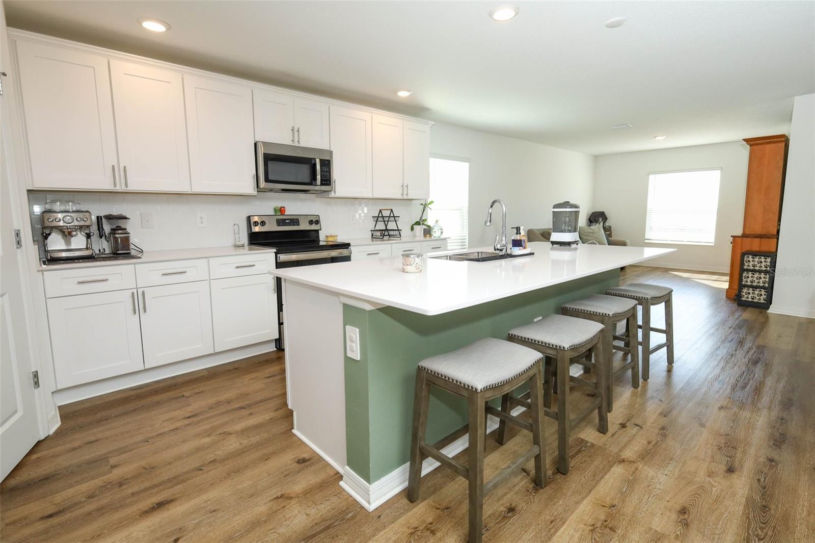 5325 RED CORAL CIRCLE, Mount Dora, FL 32757 5325 RED CORAL CIRCLE, Mount Dora, FL 32757