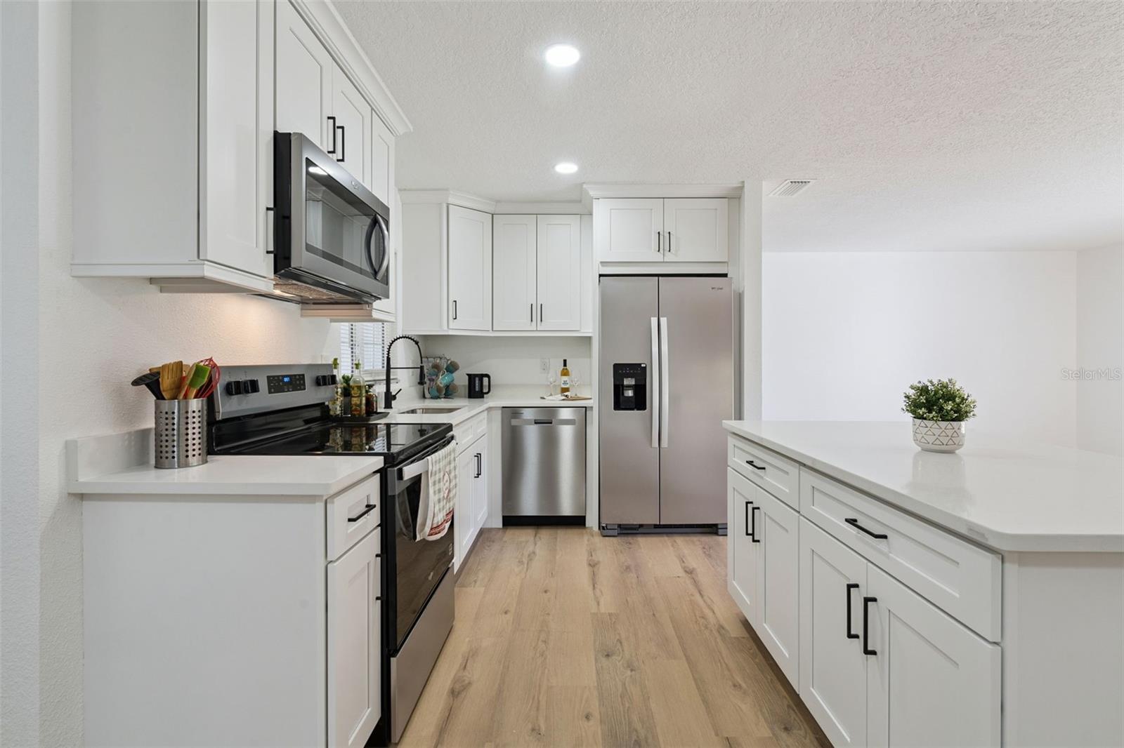 5665 E SHADY ACRES DRIVE, Inverness, FL 34453 5665 E SHADY ACRES DRIVE, Inverness, FL 34453