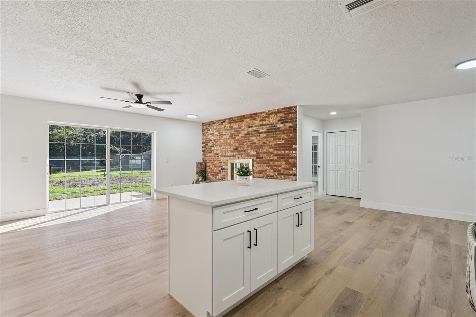 5665 E SHADY ACRES DRIVE, Inverness, FL 34453 5665 E SHADY ACRES DRIVE, Inverness, FL 34453