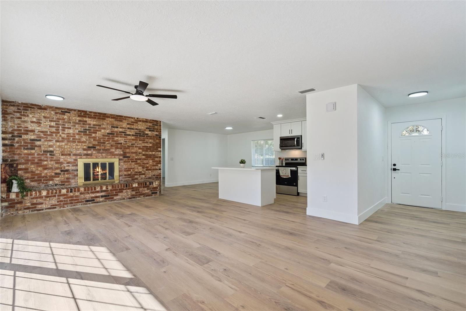 5665 E SHADY ACRES DRIVE, Inverness, FL 34453 5665 E SHADY ACRES DRIVE, Inverness, FL 34453