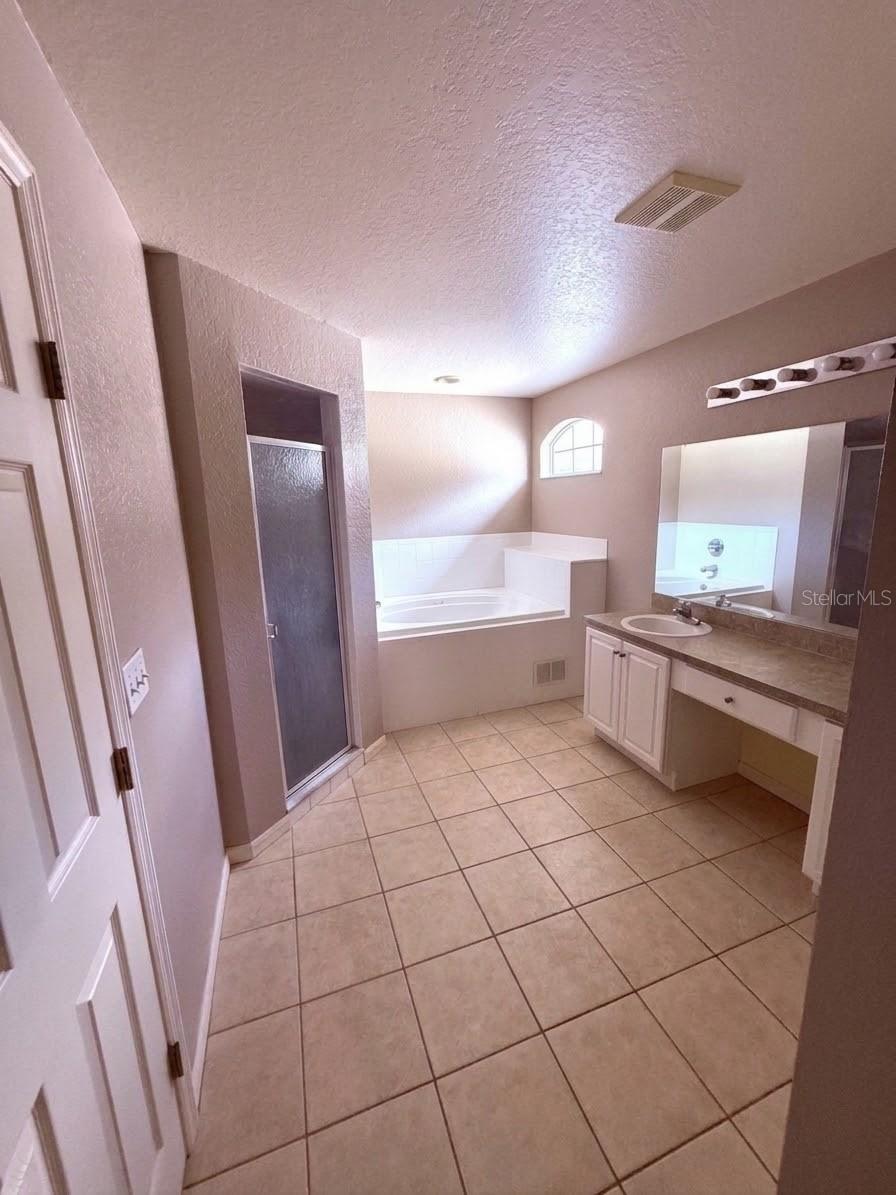 649 SIERRA CIRCLE, Davenport, FL 33837