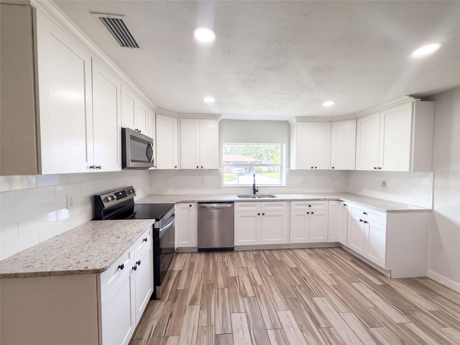 789 LITTLE PINE DRIVE, South Daytona, FL 32119