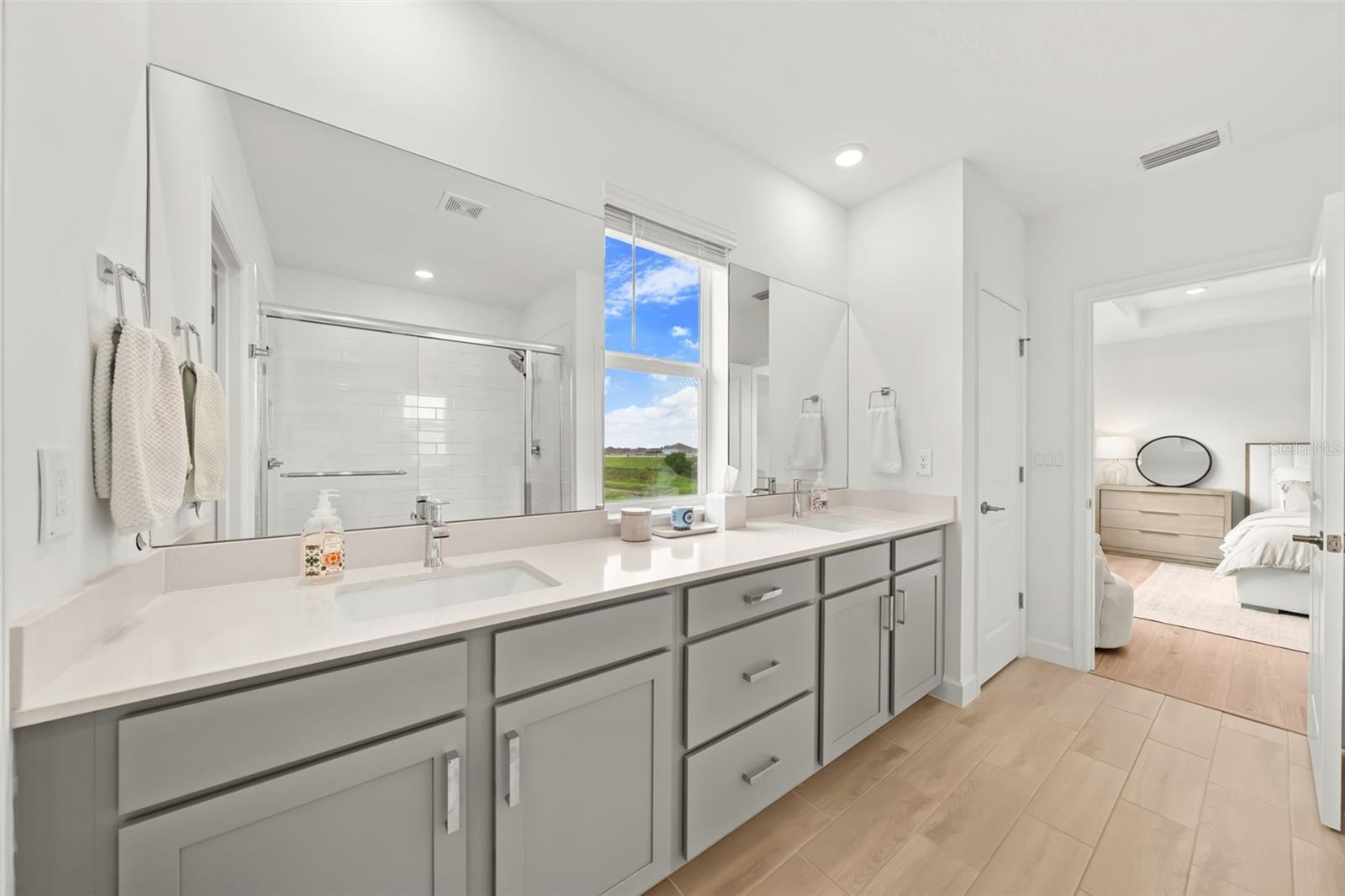660 VERIDIAN CIRCLE NW, Palm Bay, FL 32907