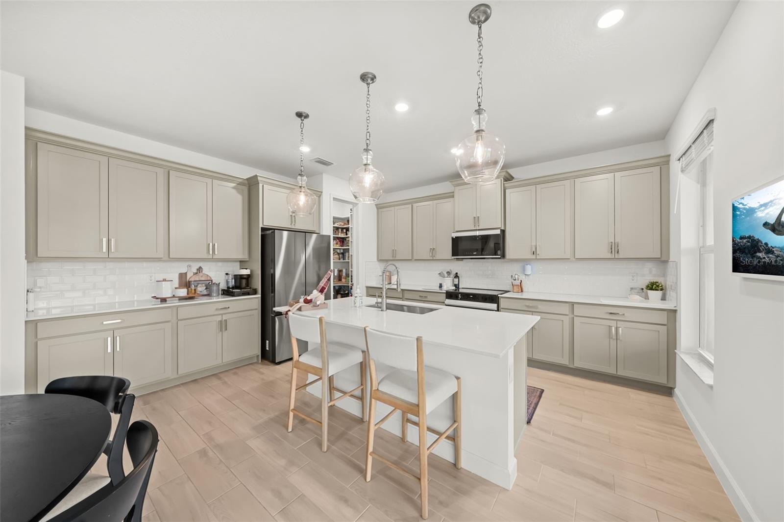 660 VERIDIAN CIRCLE NW, Palm Bay, FL 32907