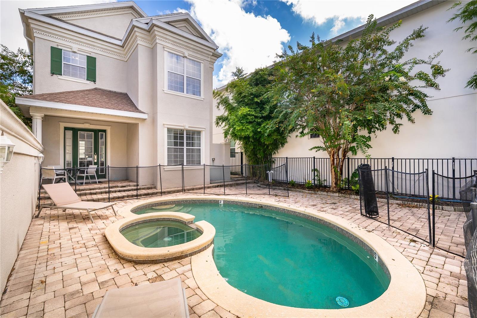 Pool/Spa Pool/Spa