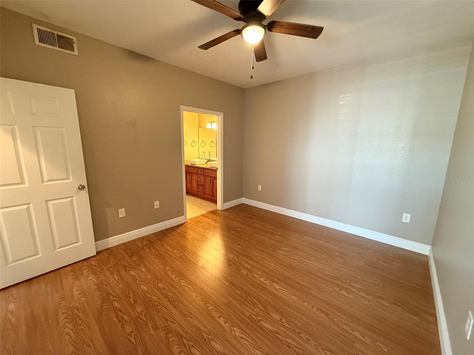 5144 CITY STREET, #223, Orlando, FL 32839