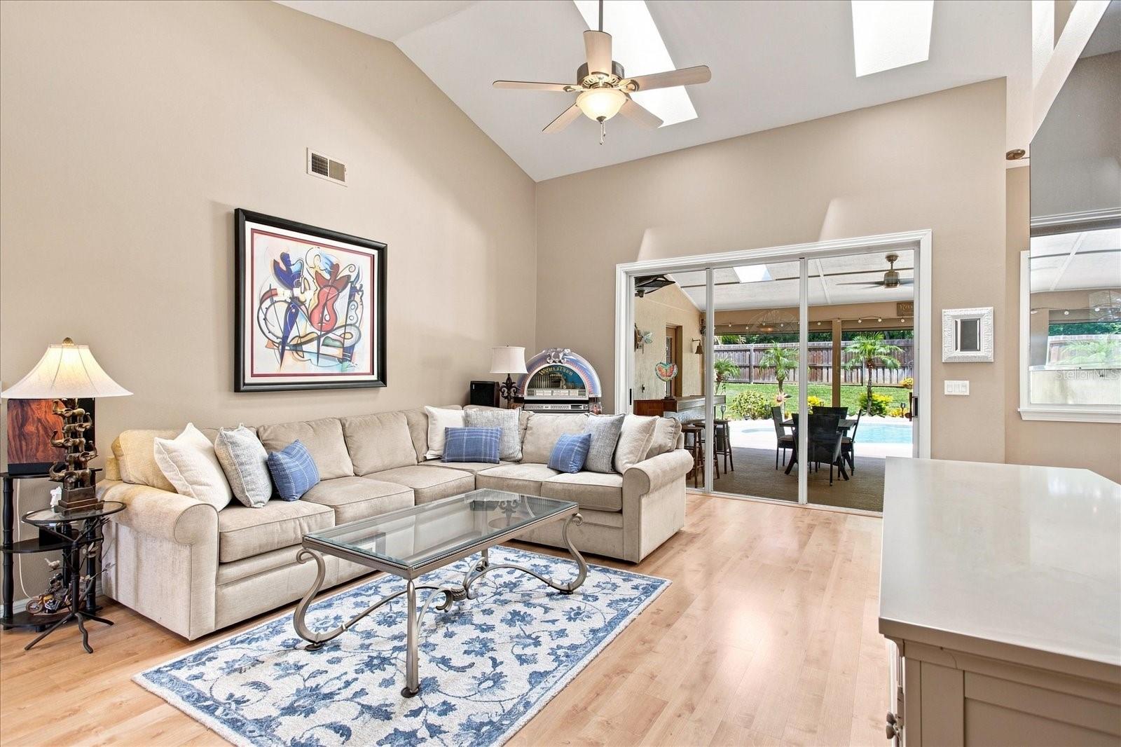 1660 SWEETWATER WEST CIRCLE, Apopka, FL 32712