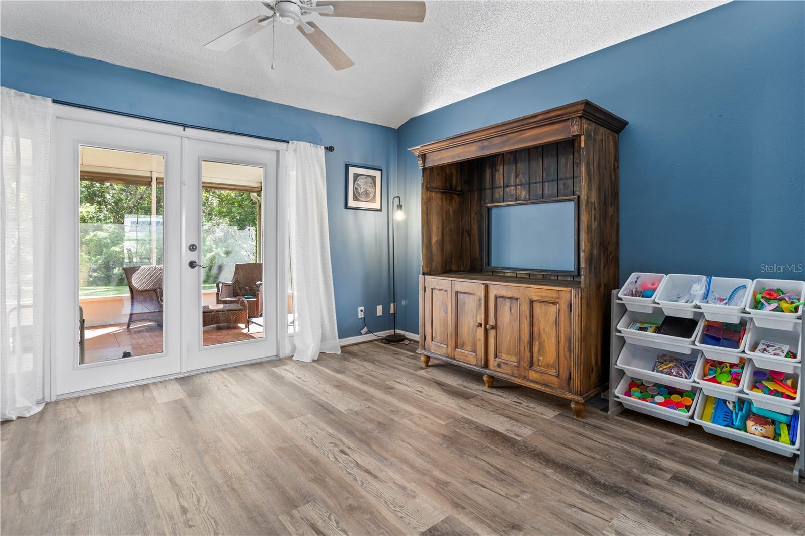 1017 EAGENS CREEK COURT, Oviedo, FL 32765