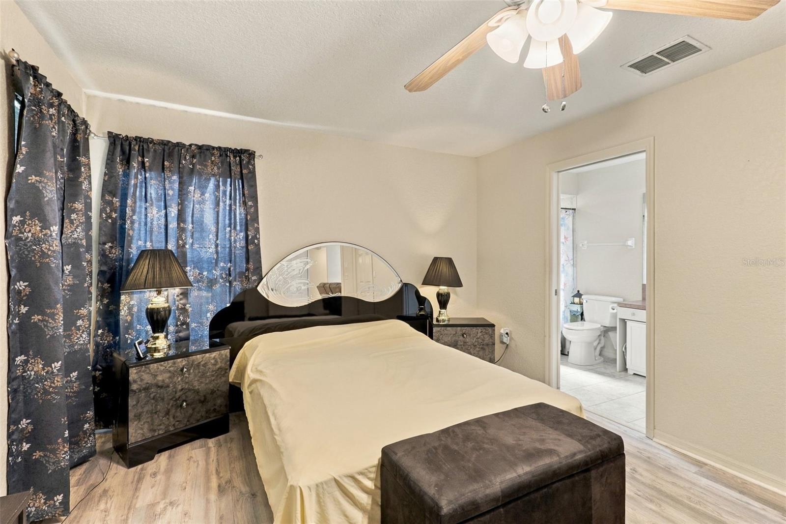 2104 LINWOOD AVENUE, Spring Hill, FL 34608