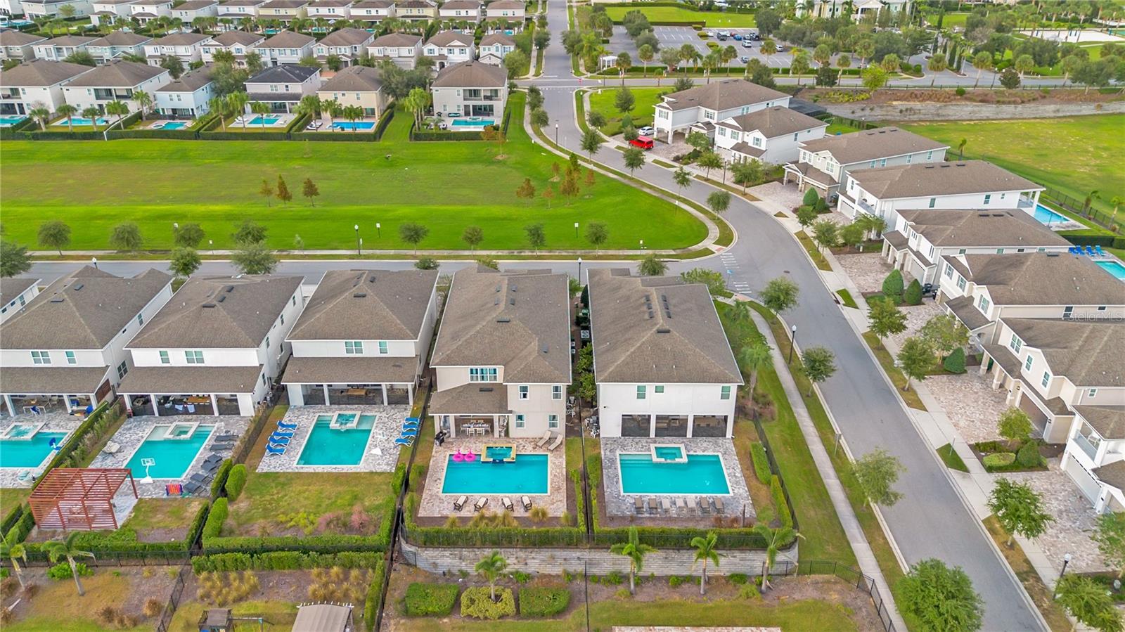 Private pools and thoughtfully planned residences define the Encore vacation lifestyle