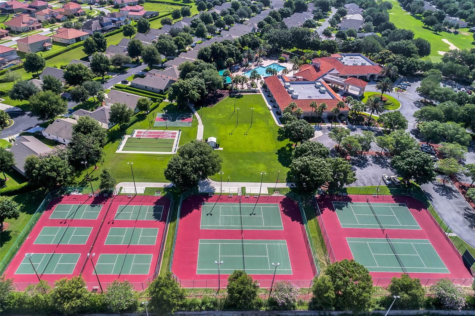 Pickleball Courts