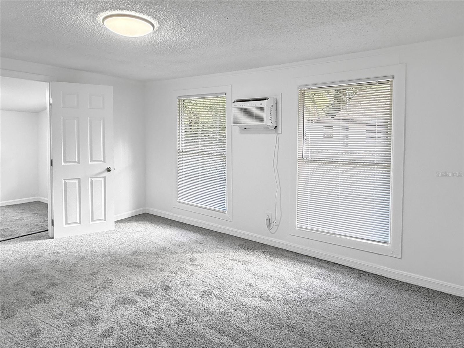 Back Unit - Primary Bedroom
