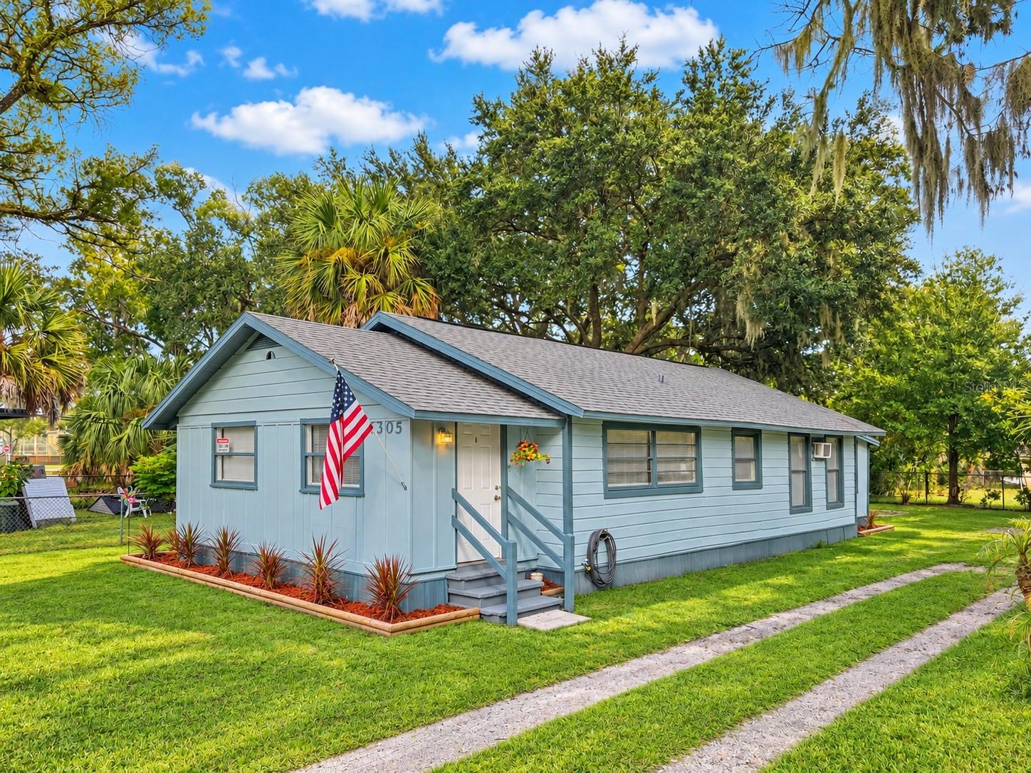 1305 S ELLIOTT STREET, Sanford, FL 32771